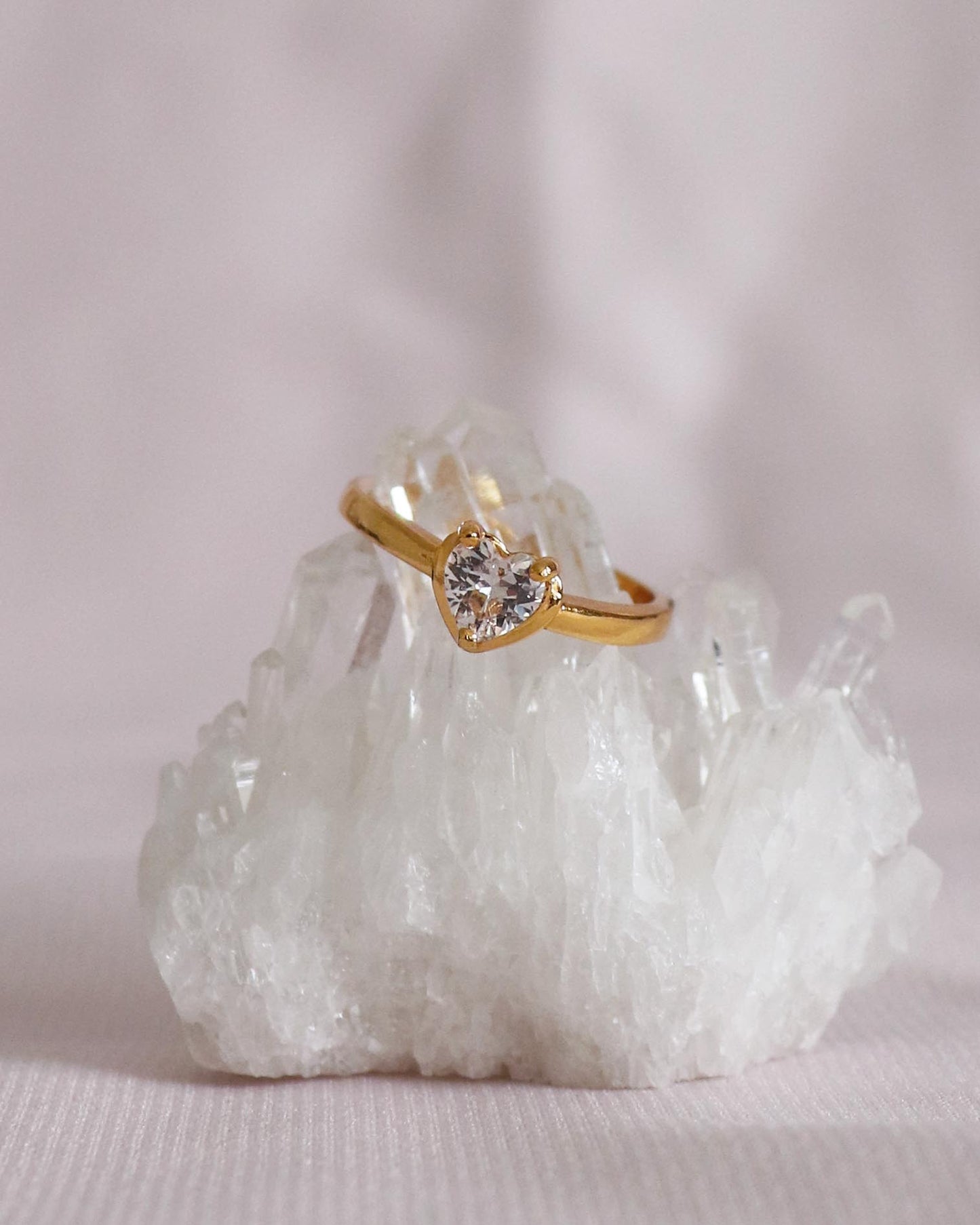 Amia love heart ring