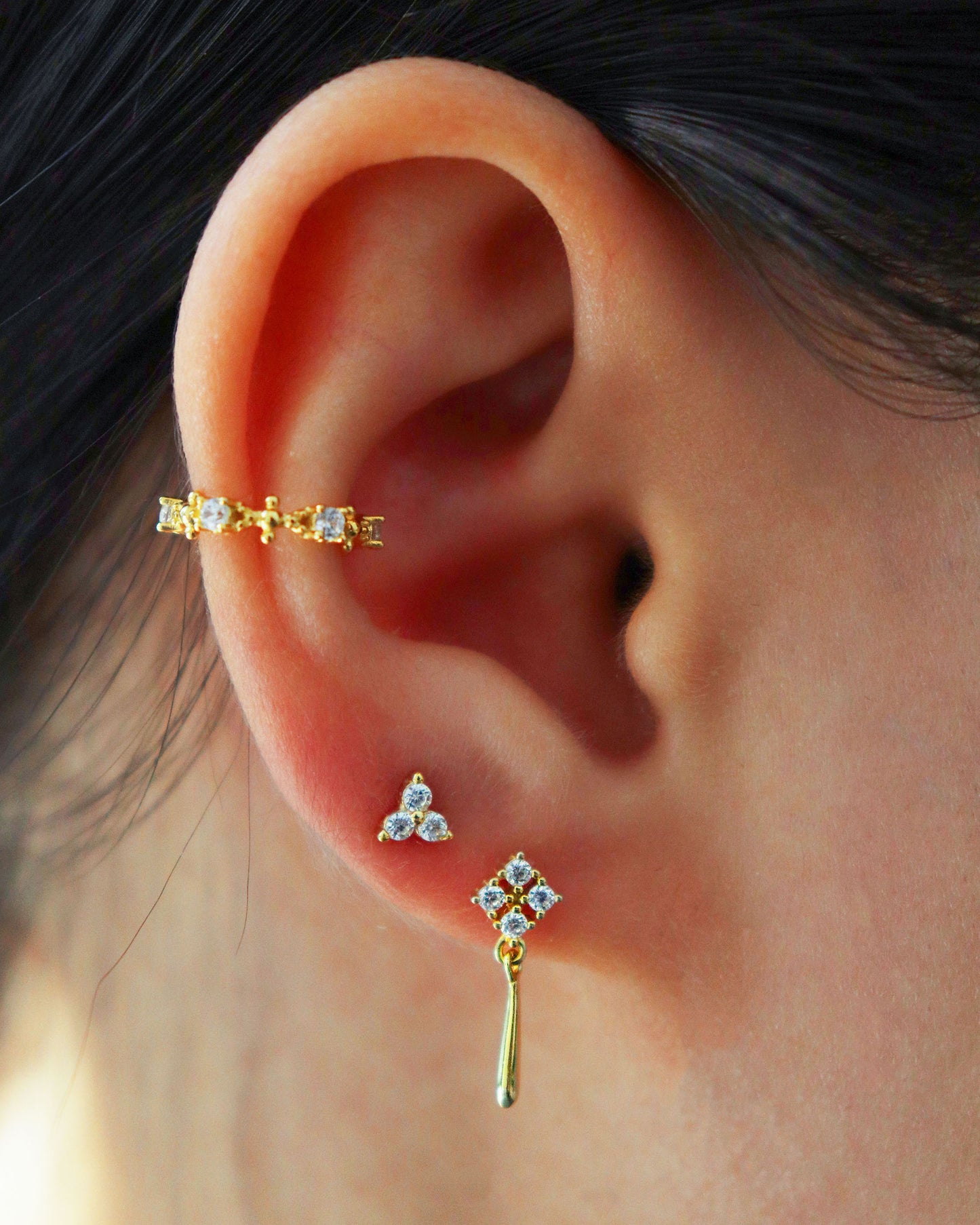 Mini clover diamond stud