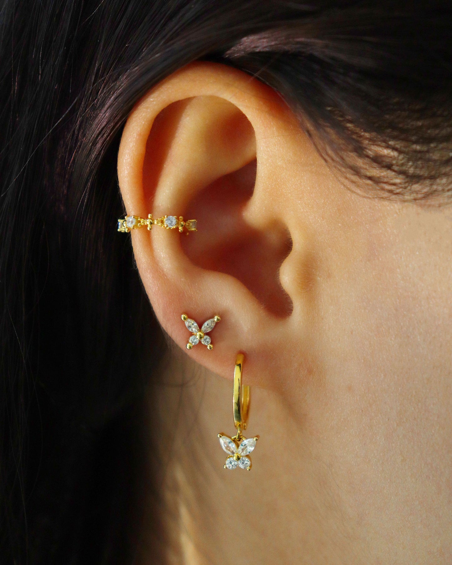 Regal crystal ear cuff